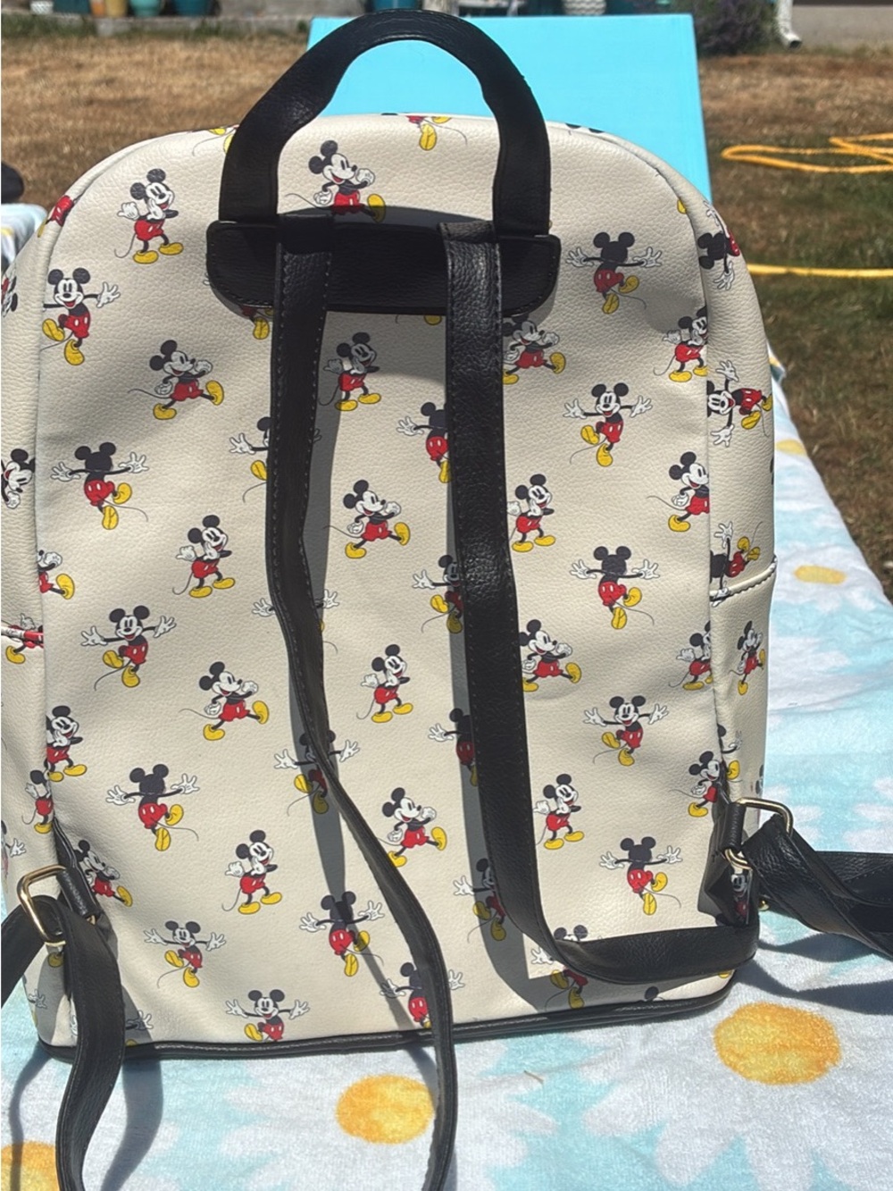Mickey Mouse backpack - Picture 2 of 2